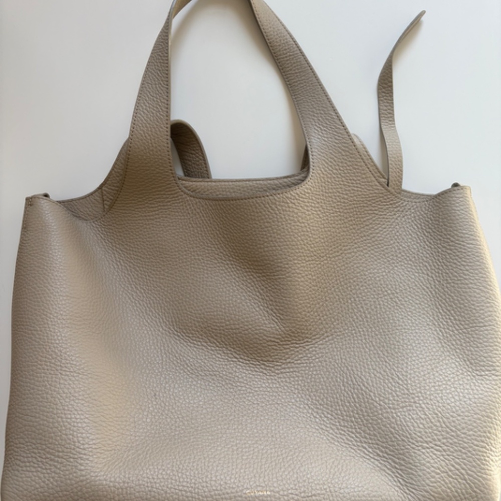 Cuyana Pebbled Leather Tote in Beige - Picture 2 of 9